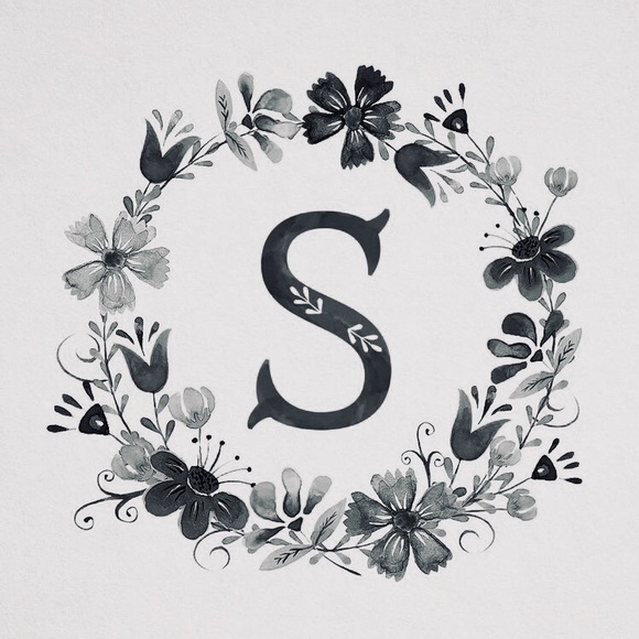 Meet your Posher, Sarah - Picture 1 of 1